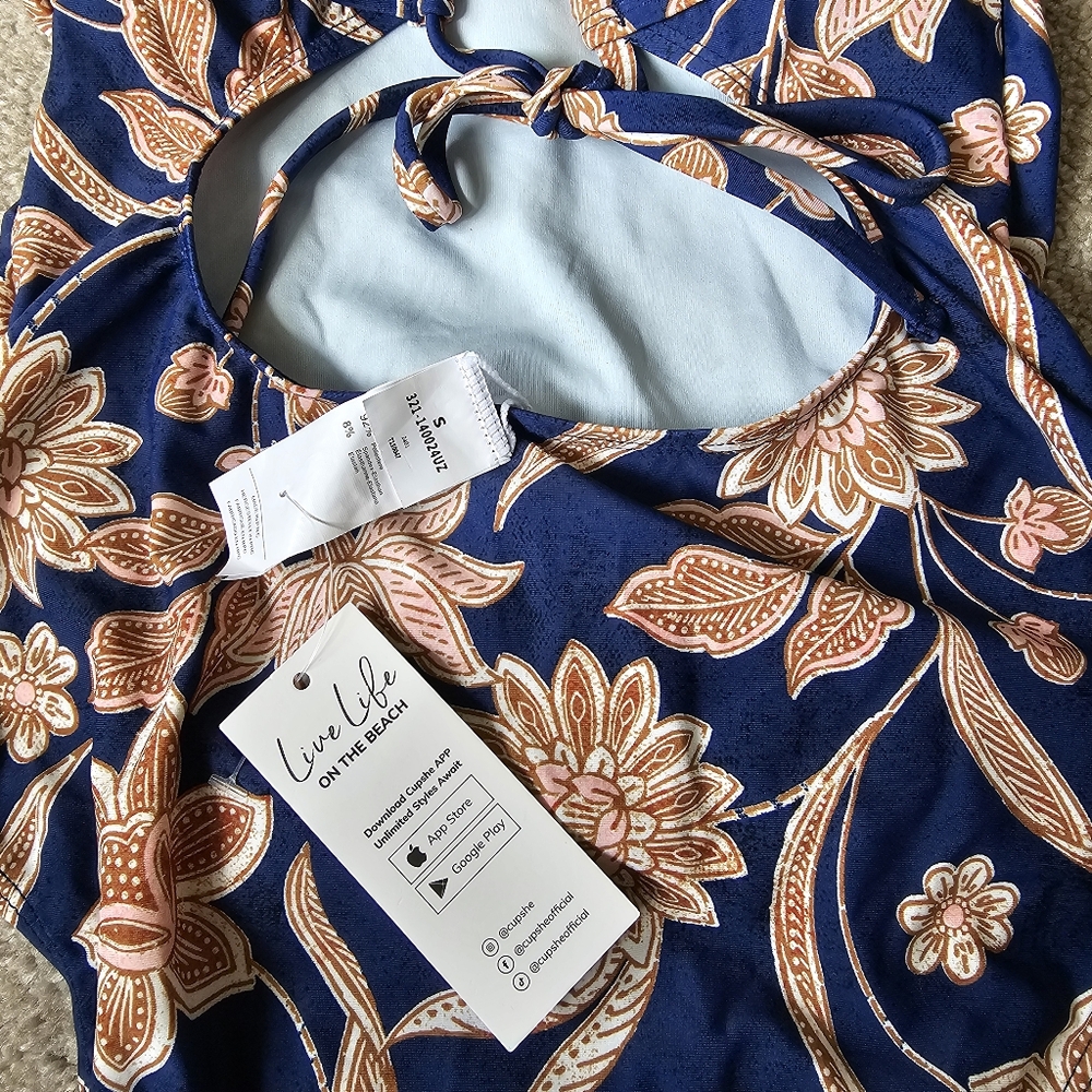 NWT Women's Floral Ruffled Lace Up One Piece Swimsuit Small - Picture 8 of 9